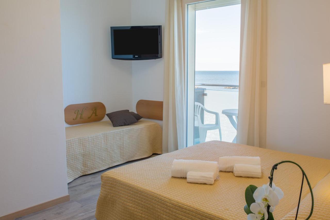 Hotel Augusta Bellaria-Igea Marina Extérieur photo
